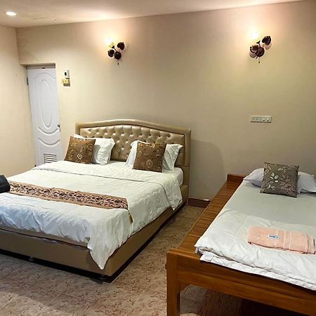 Binlar Guesthouse プラナコーン・シー・アユタヤ エクステリア 写真